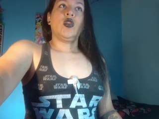 missstorm9inchs webcam model stream image