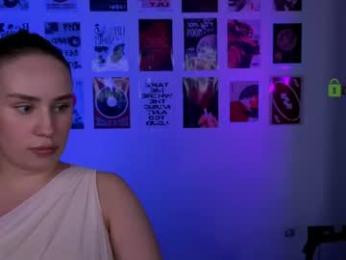 amalialowell webcam model stream image