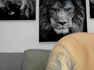 Alex Harrington webcam model stream image