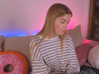CarrieBradshaww webcam model stream image