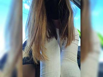 Angelia22 webcam model stream image