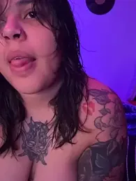 miacanela_xo webcam preview