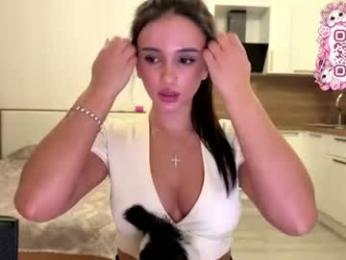lilmiabae webcam model stream image