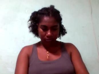 lauriciaz webcam model stream image