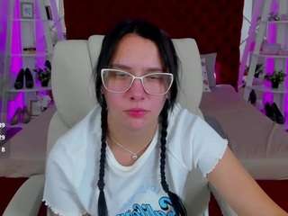 liviasshy webcam model stream image