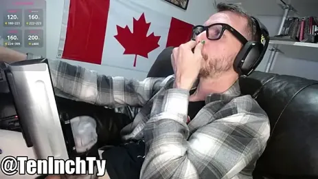 teninchty webcam stripchat model stream image