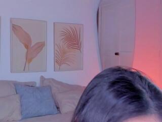 Evangelyne Excalibur webcam model stream image