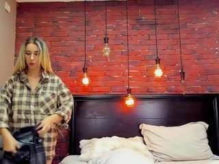 christynaross webcam model stream image