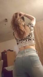 Juanitamad webcam model stream image