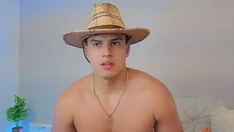 Maxi_and_Ares webcam preview
