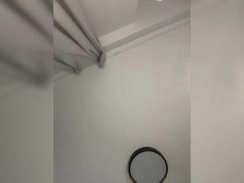 VladaMais webcam model stream image