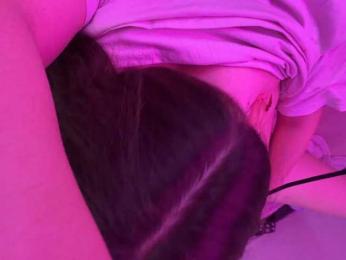 TwoLesbyBaby webcam model stream image