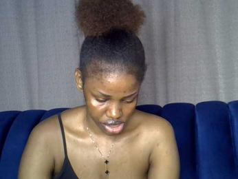 Sexxyylips webcam model stream image