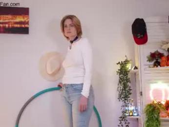 island_peach webcam model stream image