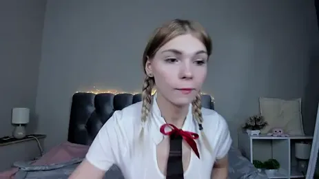 Blondy_Fina webcam stripchat model stream image