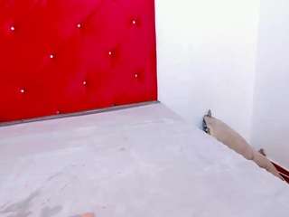 daniikbiigg webcam model stream image