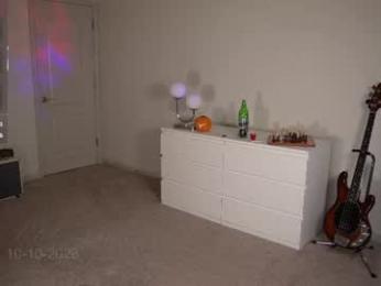 petitebrat webcam model stream image