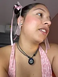 Shara_dreams webcam model stream image