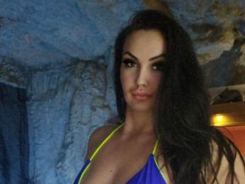 DarkroseMamba webcam model stream image