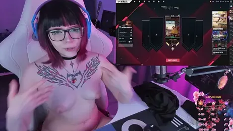 Yumi_Youkai webcam stripchat model stream image