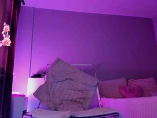kyliejo19 webcam model stream image