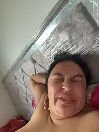 Horny-Mommy-Dirty webcam stripchat model stream image