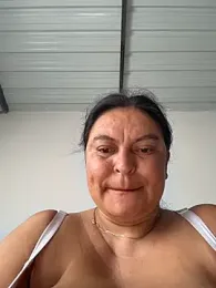 Horny-Mommy-Dirty webcam model stream image