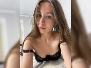 -KrissX- webcam model stream image