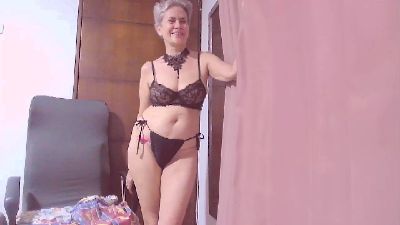 Zafiro62 webcam model stream image