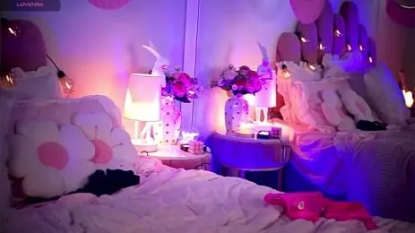 MiaMuse webcam model stream image